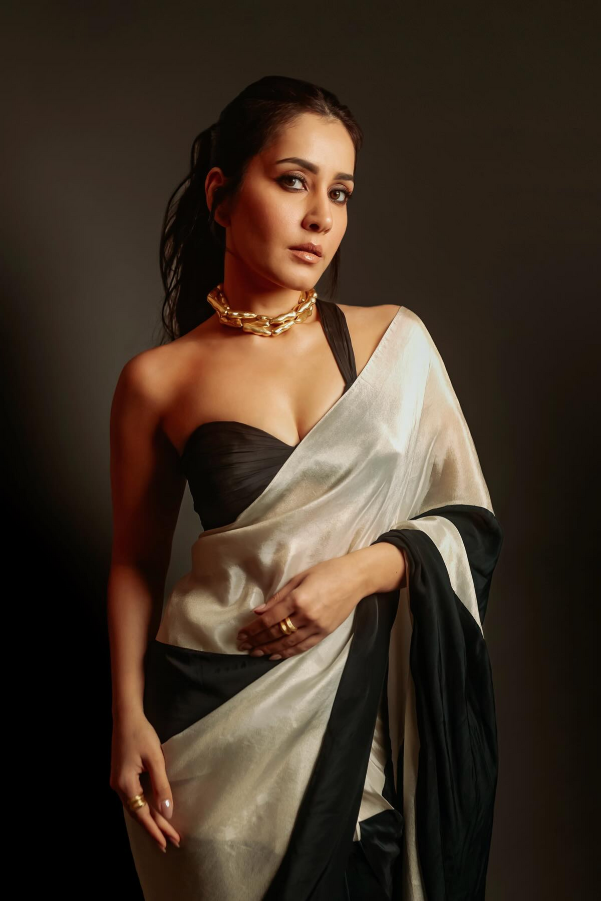 Raashii Khanna in Masumi Mewawalla