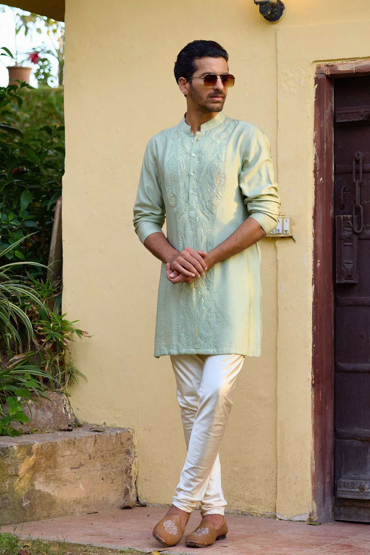 Gajner Kurta Set