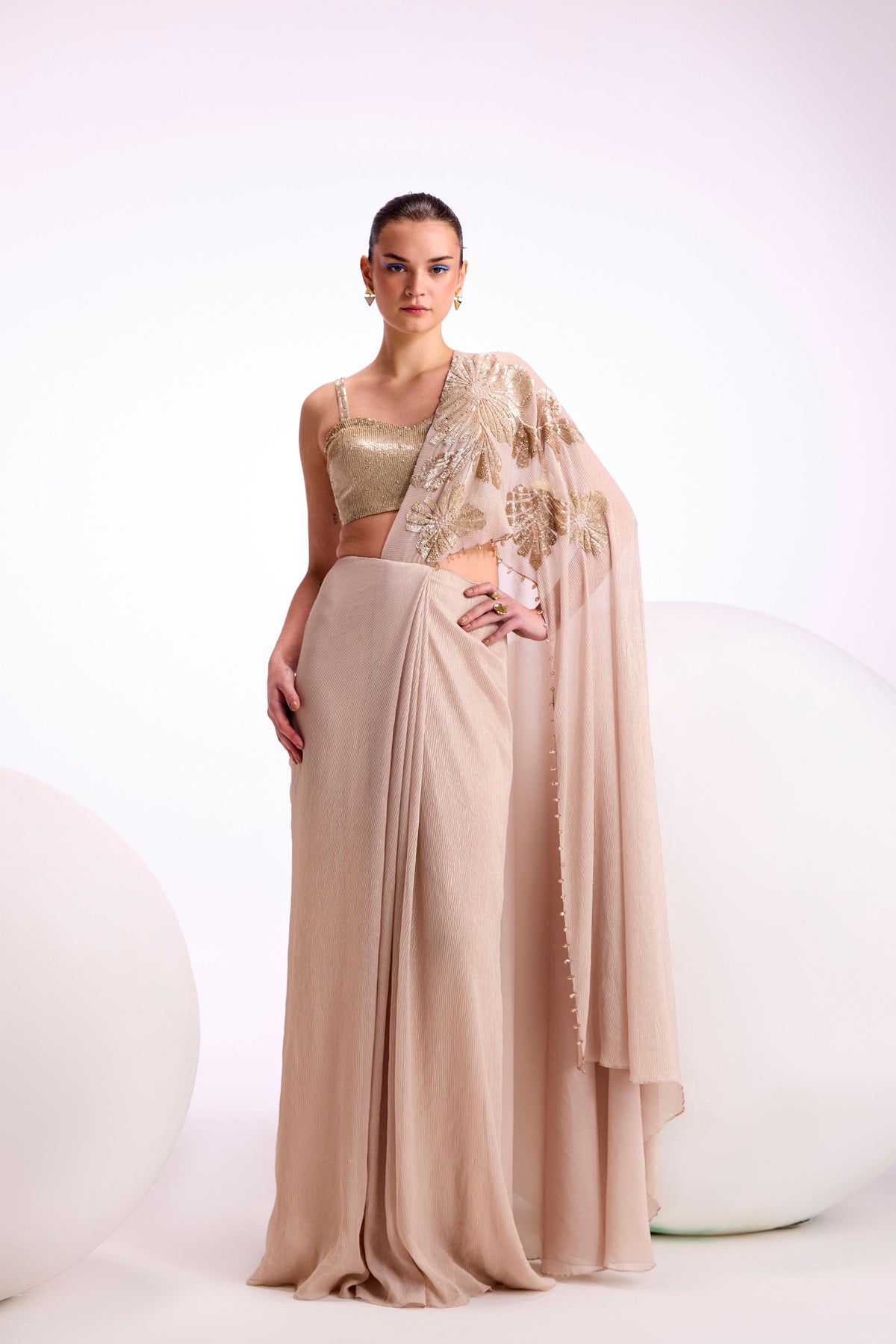 Katniss shimmer Drape Saree Set