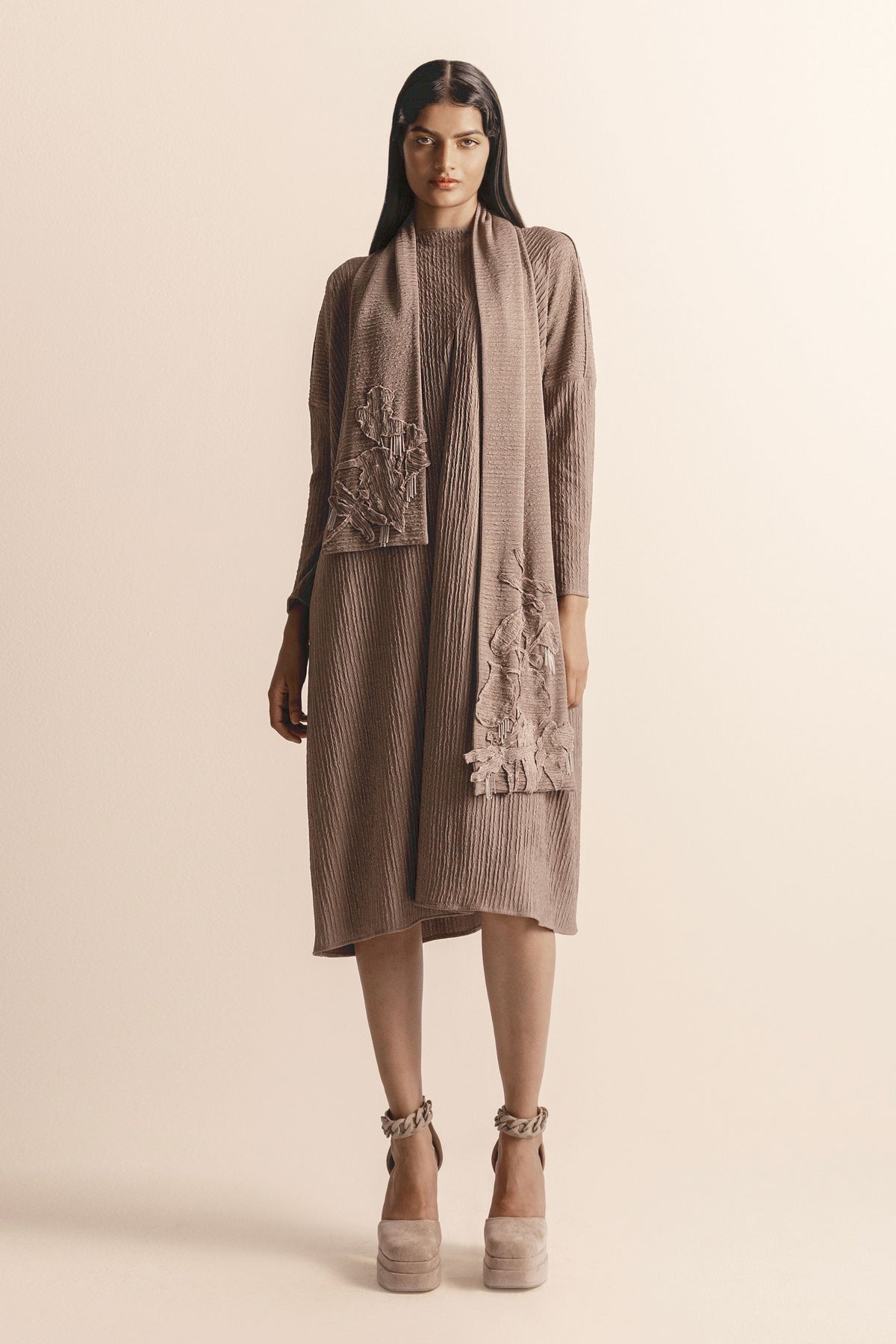 Nadru Draped Tunic With Stole