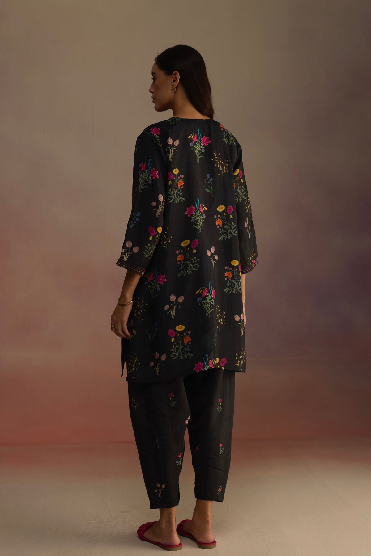 Zaira Short Black Kurta