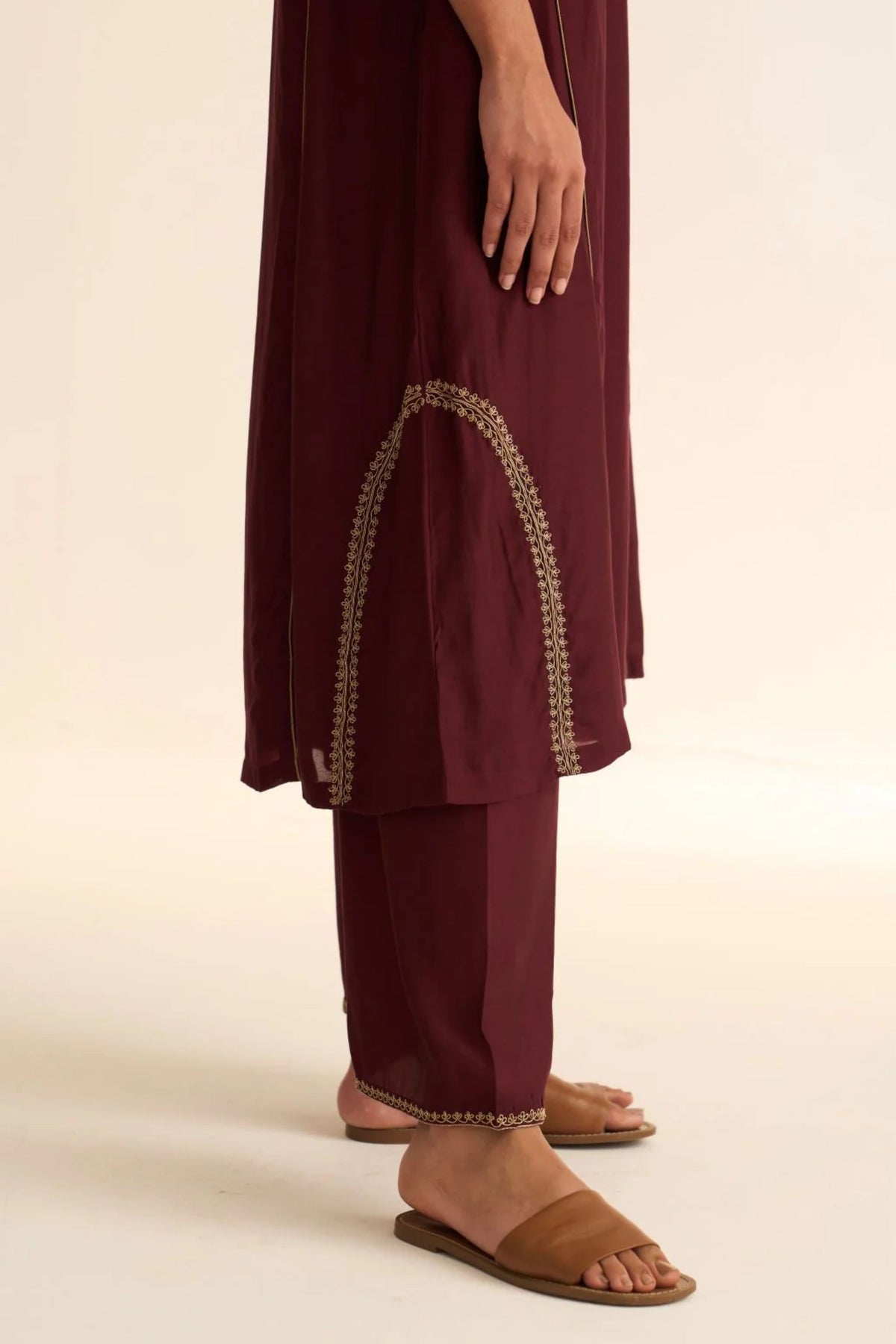 Mridini Deep Wine Kurta Set