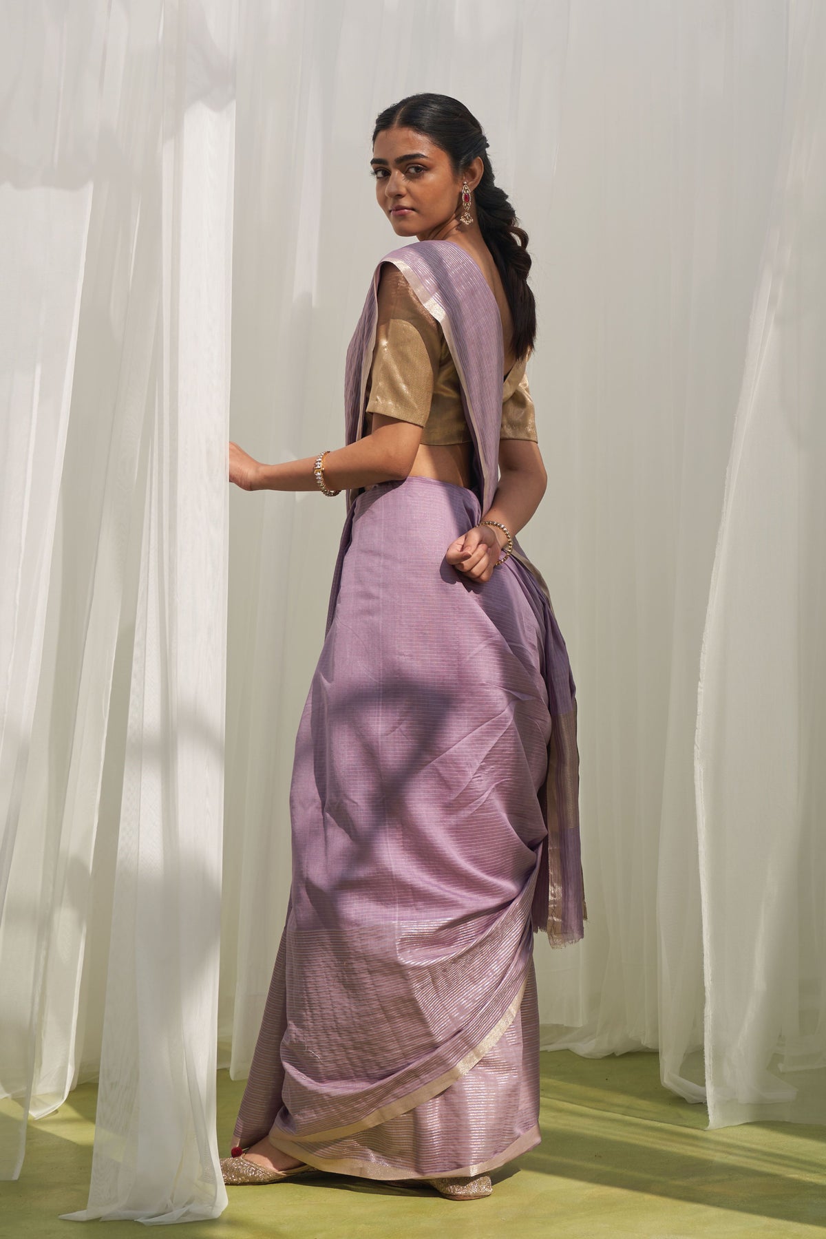 Nirvi Mauve Saree