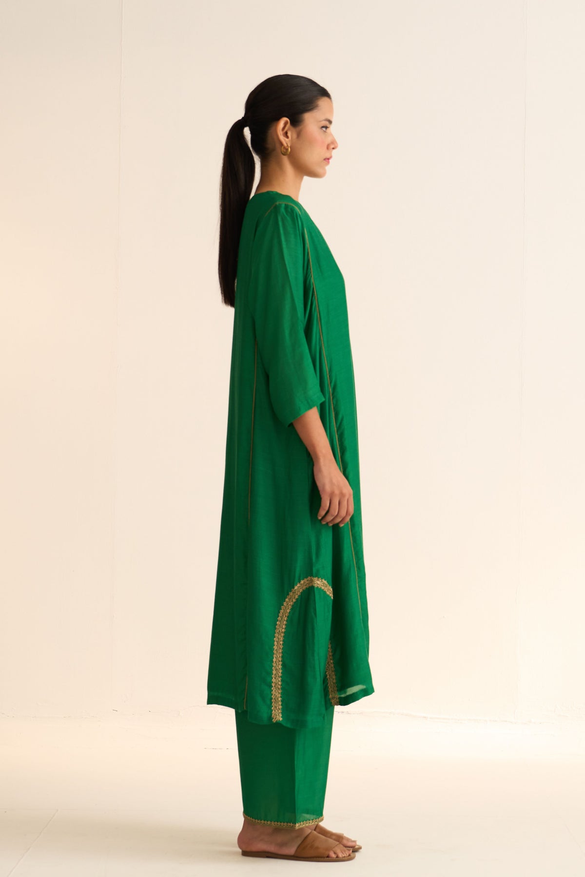 Mridini Green Kurta Set