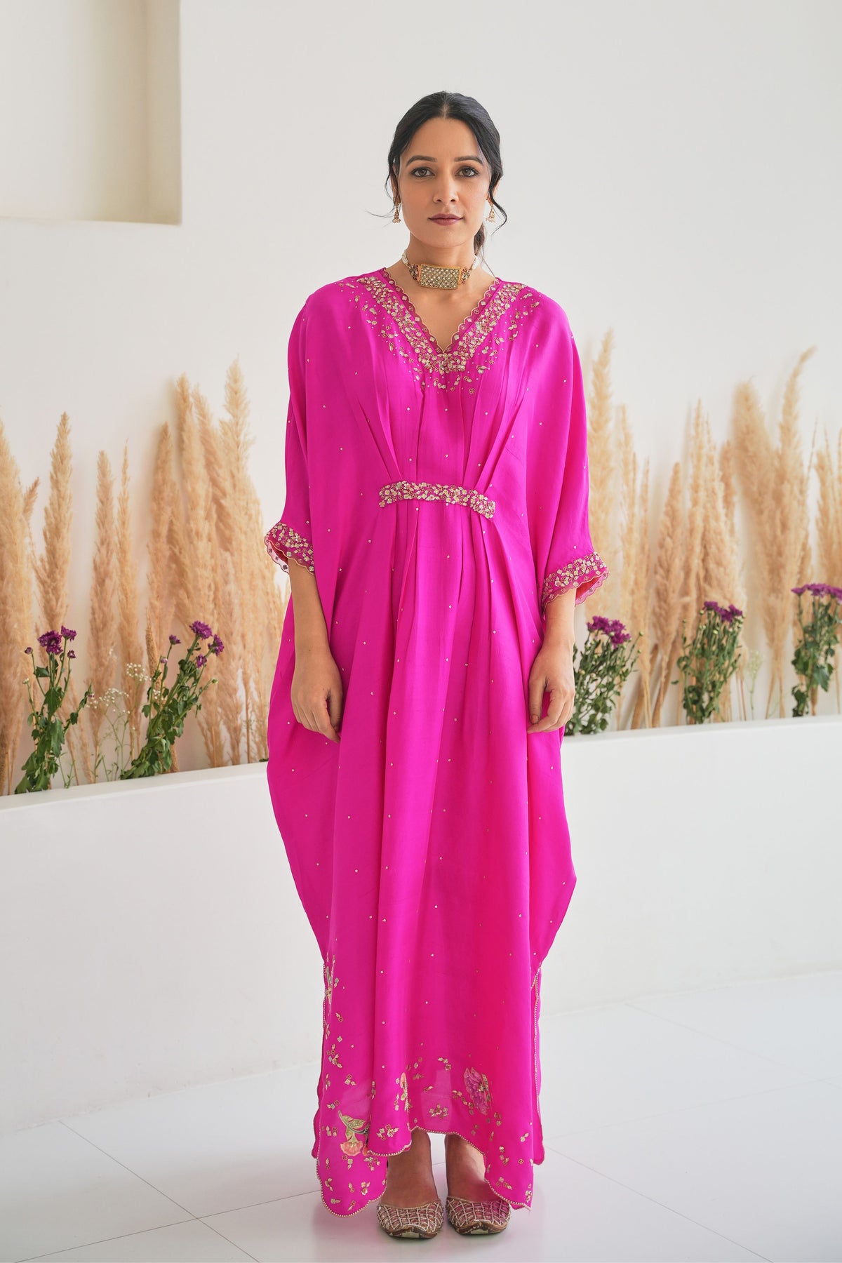 Ariana Kaftan in Magenta