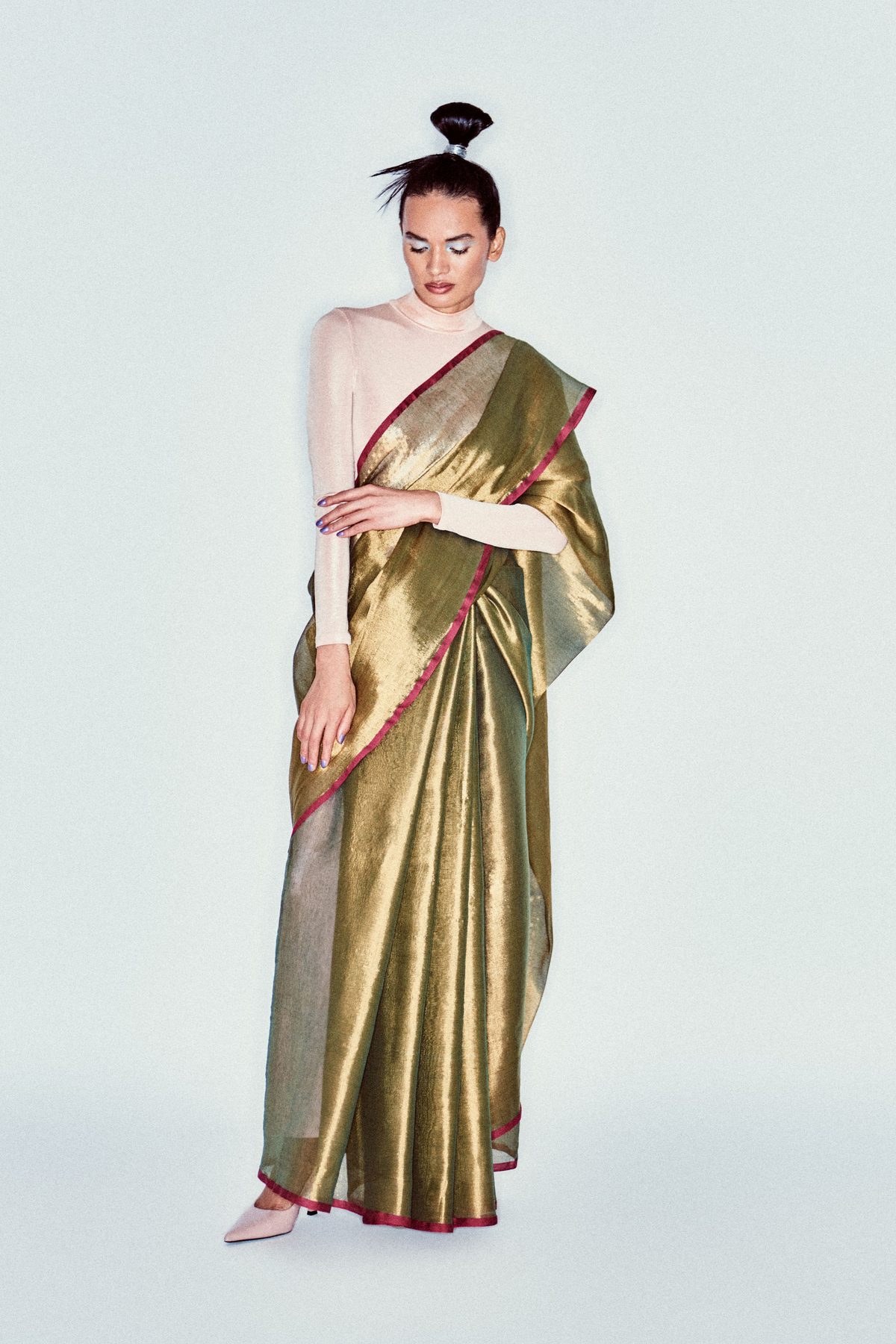 Gold Zari Soft Tissue Saree