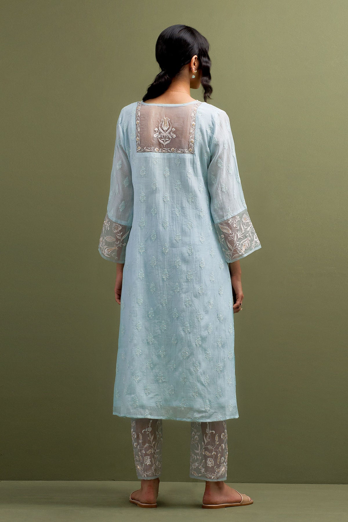 Blue V Scalloped Neck Kurta Set