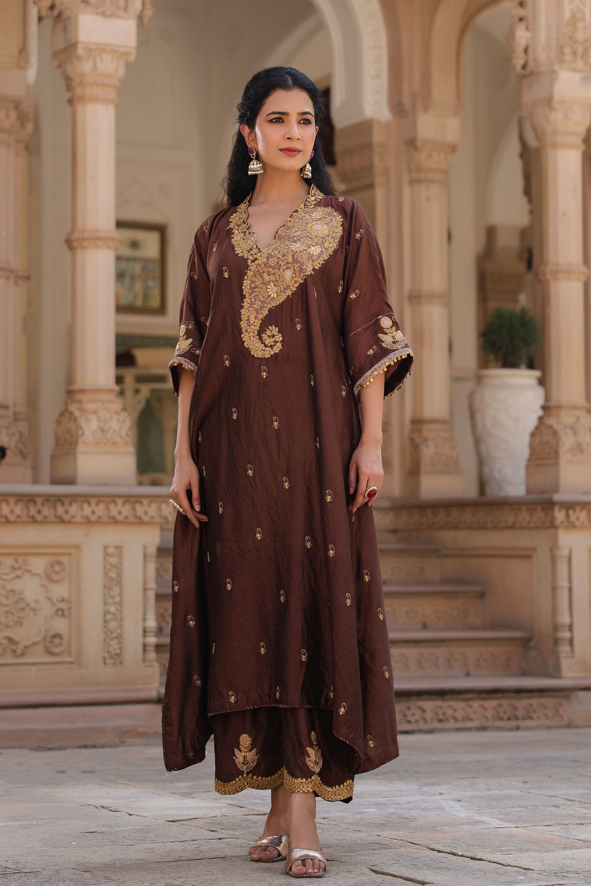 Riwayat Brown Kaftan Set