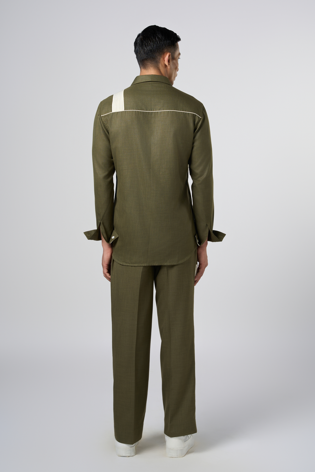 Linear Patch Shirt Olive