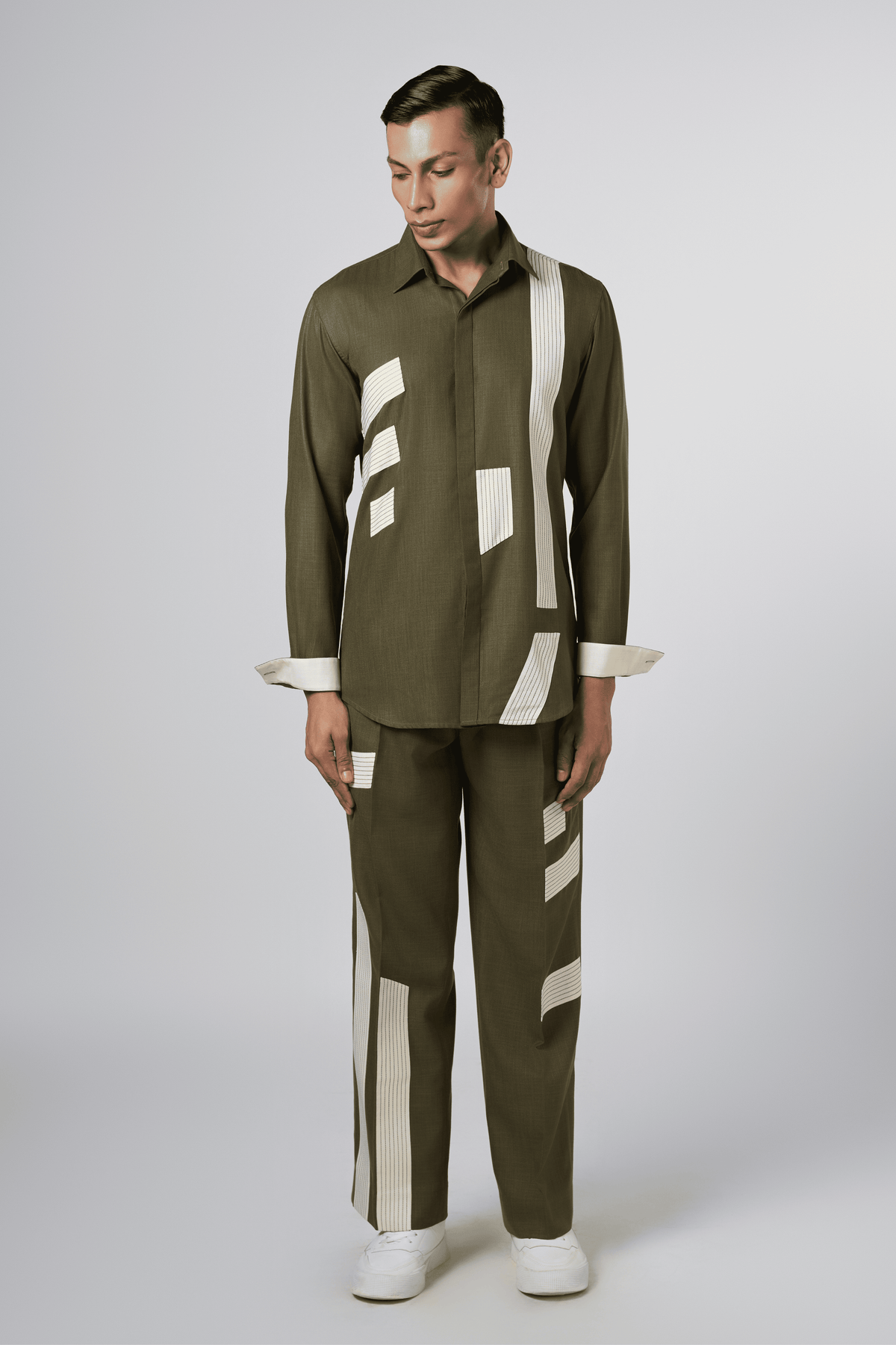 Linear Patch Shirt Olive