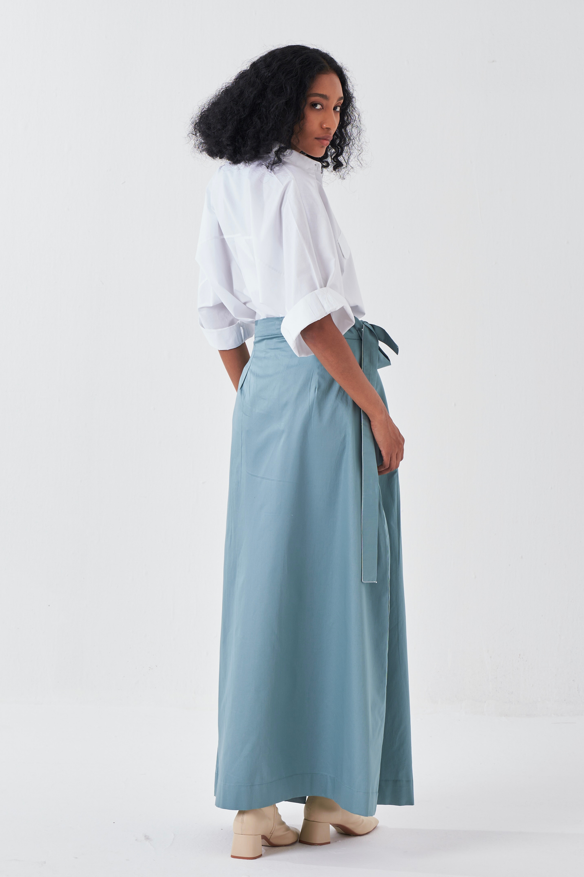 Niagra Blue Front Slit Skirt