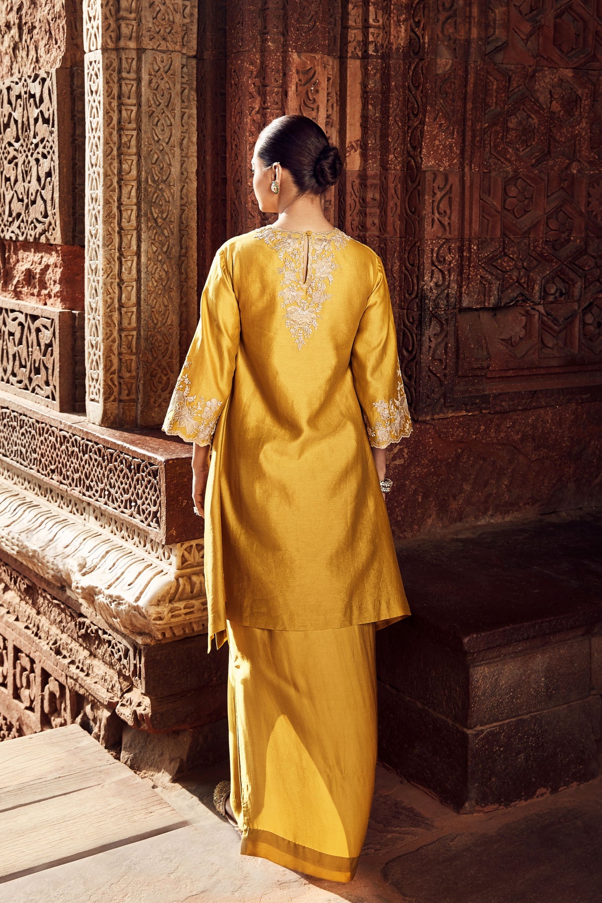 The Sona Patti Hukum Kurta Set