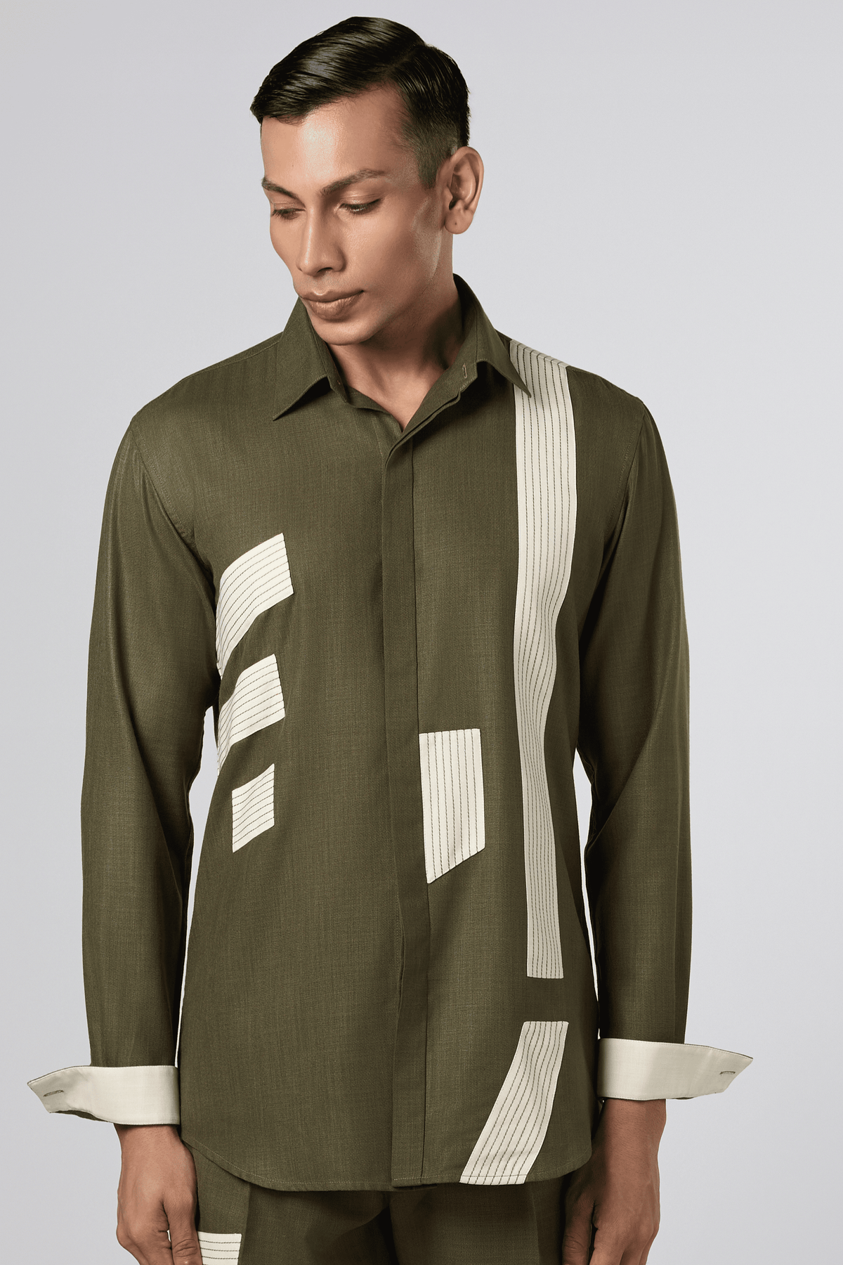 Linear Patch Shirt Olive