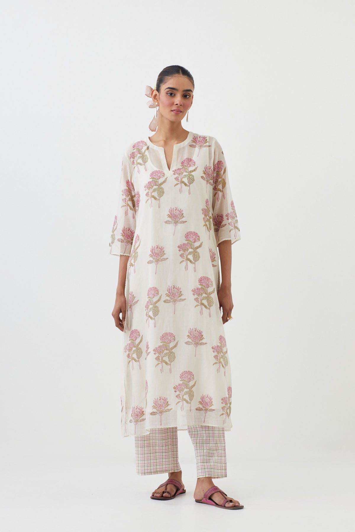 Floral Aritist Kurta Set