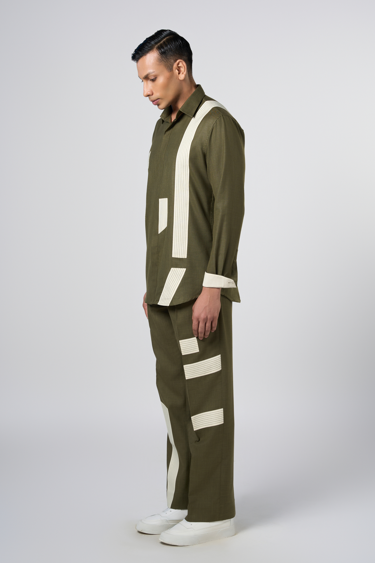 Linear Patch Pants Olive