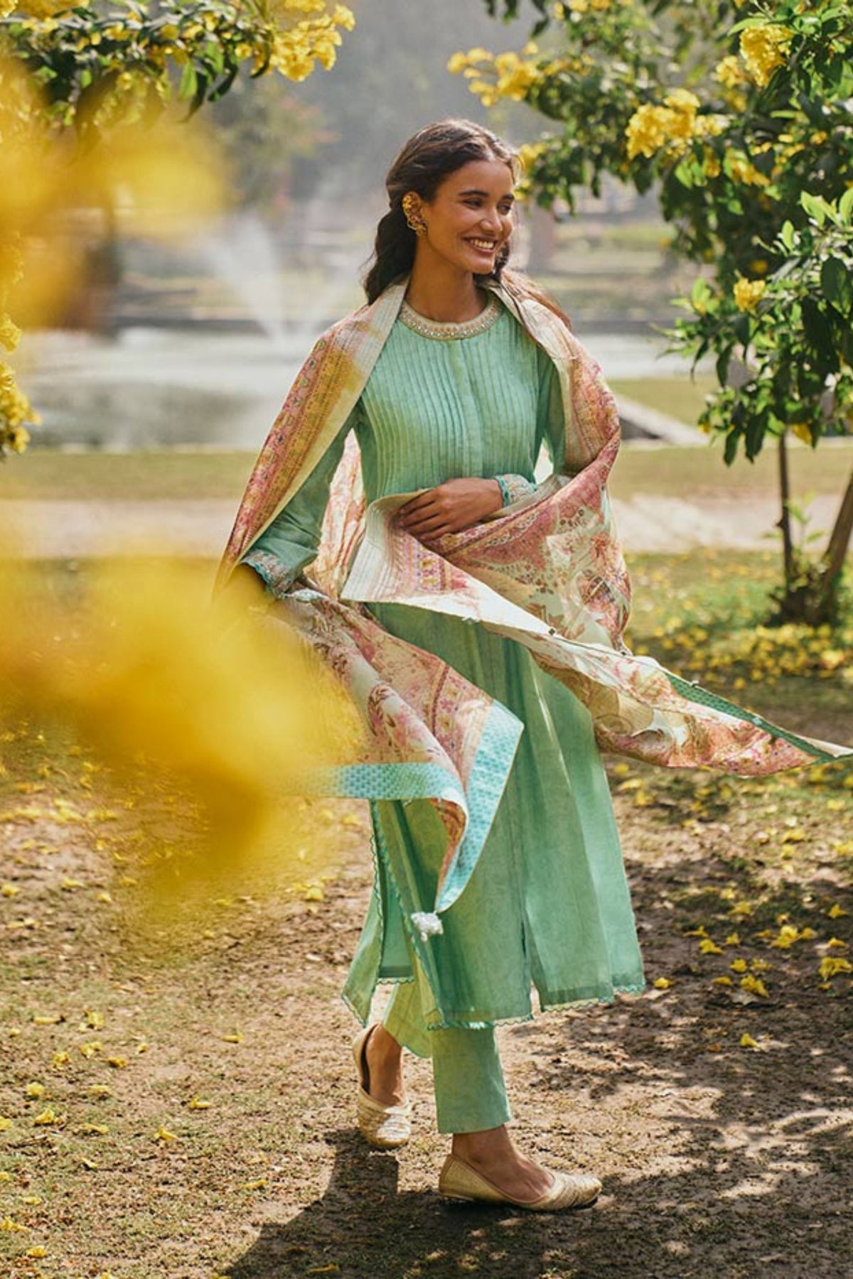 Johi Kurta Set With Dupatta In Green