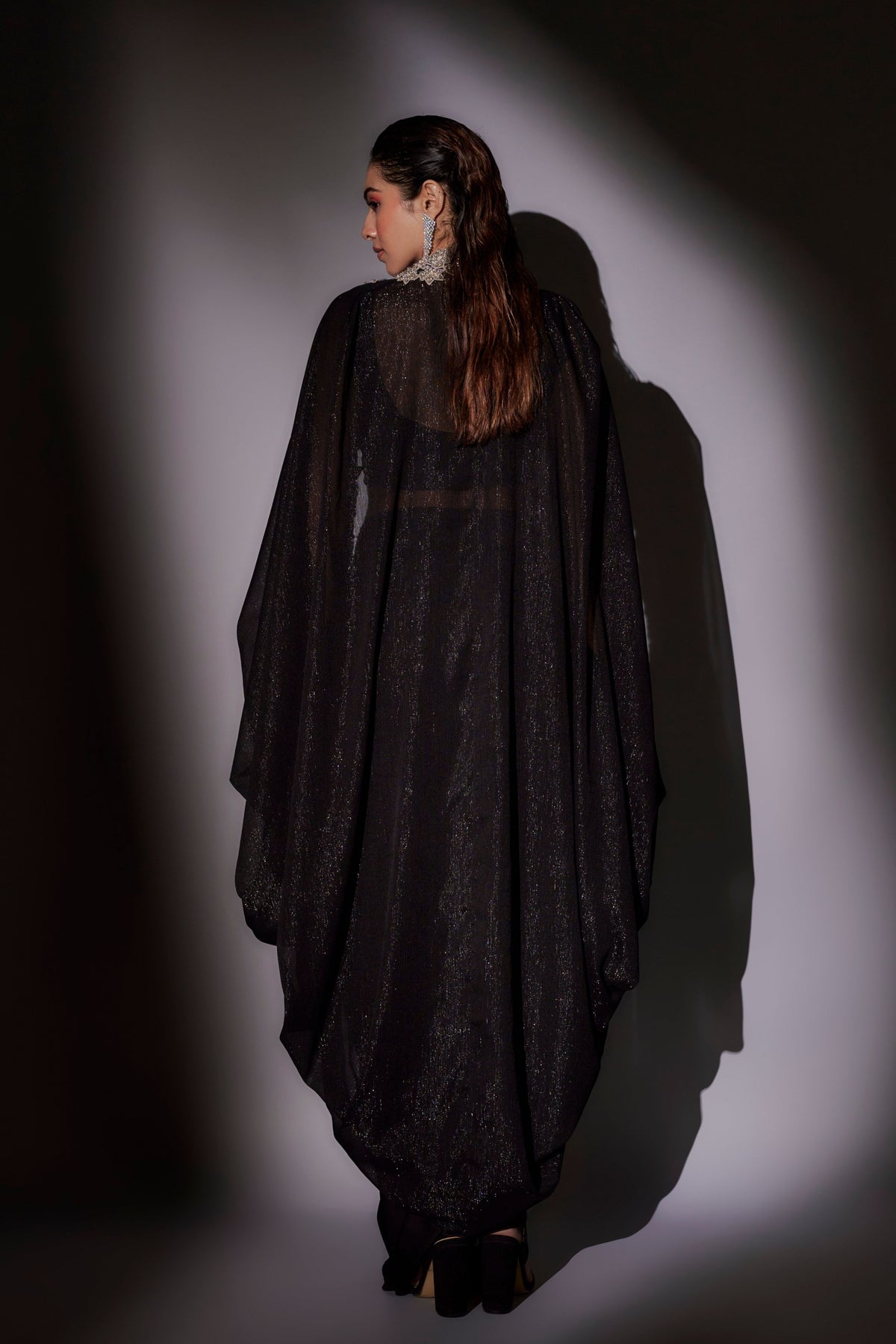 Black Heavy Cape Set