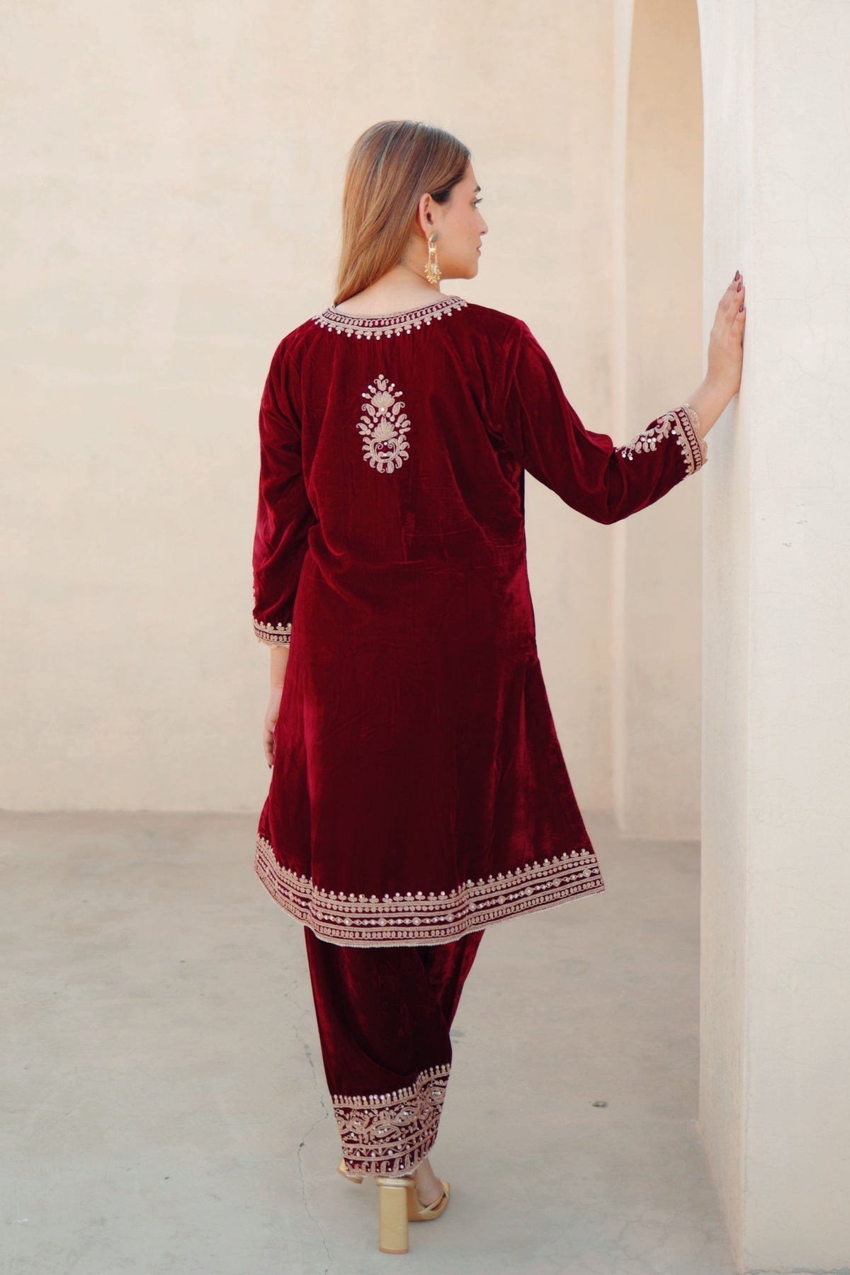 Asiyah Short Maroon Kurta Set