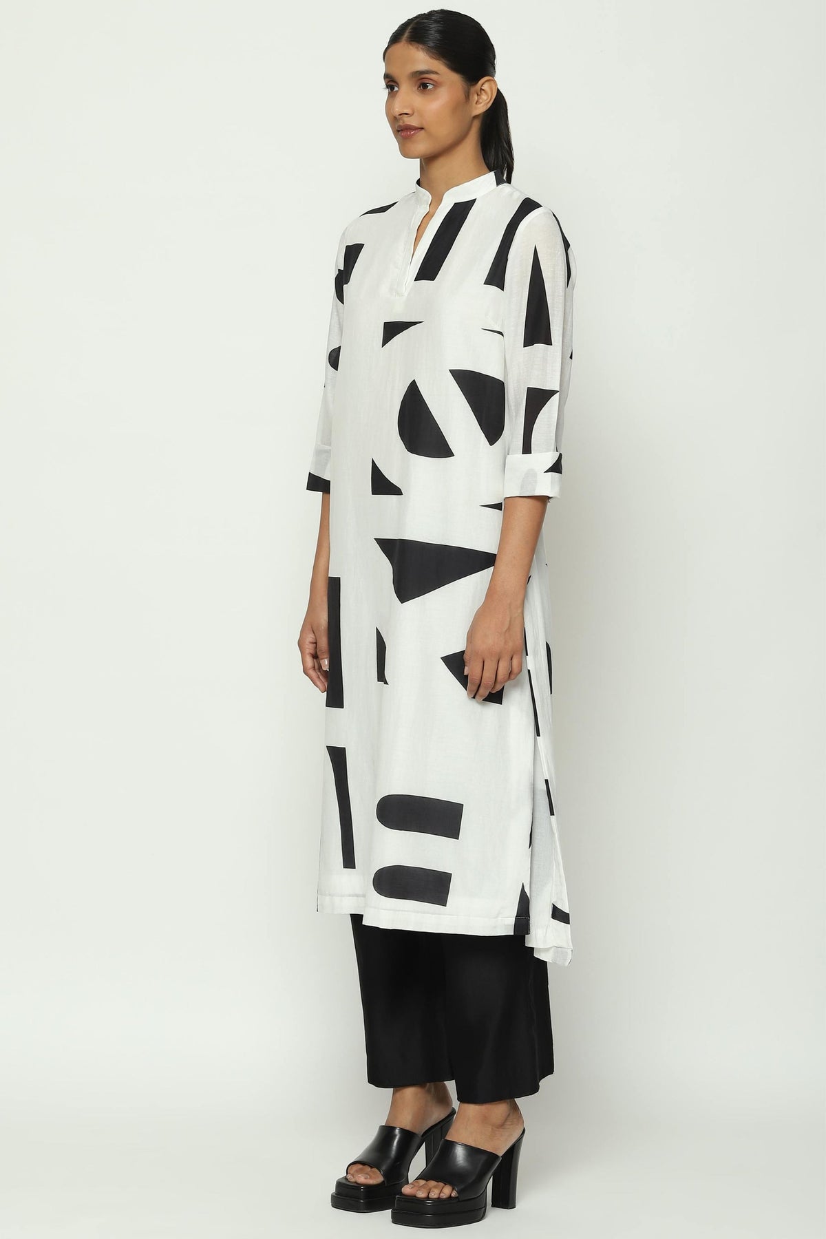 White &amp; Black Kurta