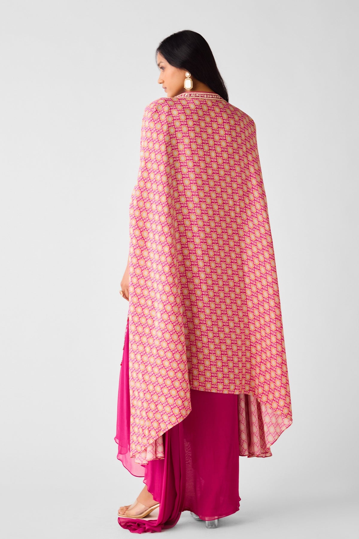 Rani Chinon Embroidered Cape Set