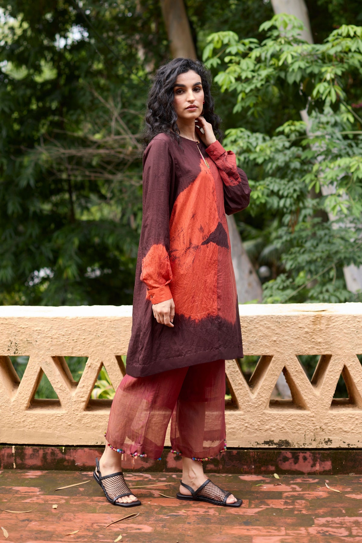 Tie-dye &amp; Hand-work Tunic Set in Brown