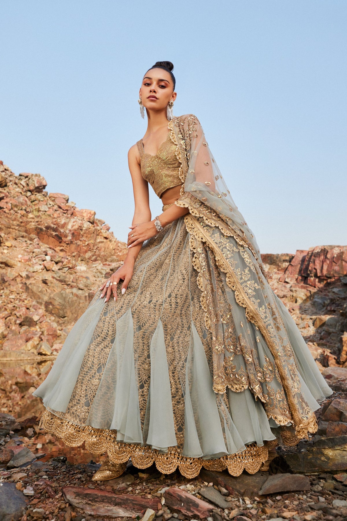 Sahara Gold
crochet Lehenga