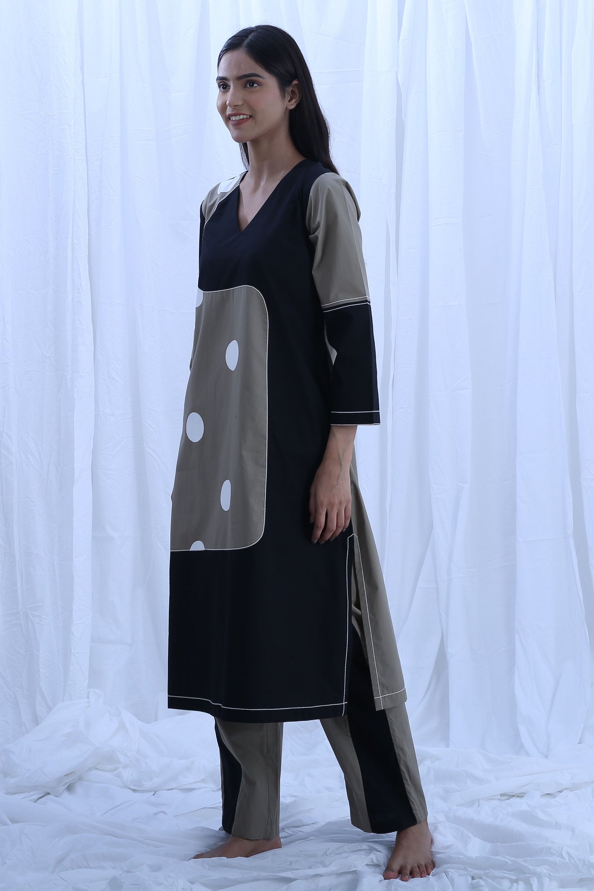 Earthy Grayish V-neck Polka Kurta Set