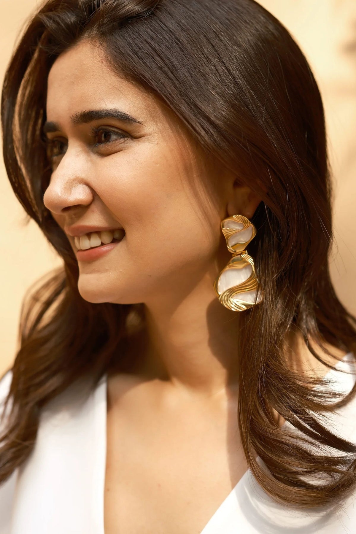 White Maxi Pret Earring