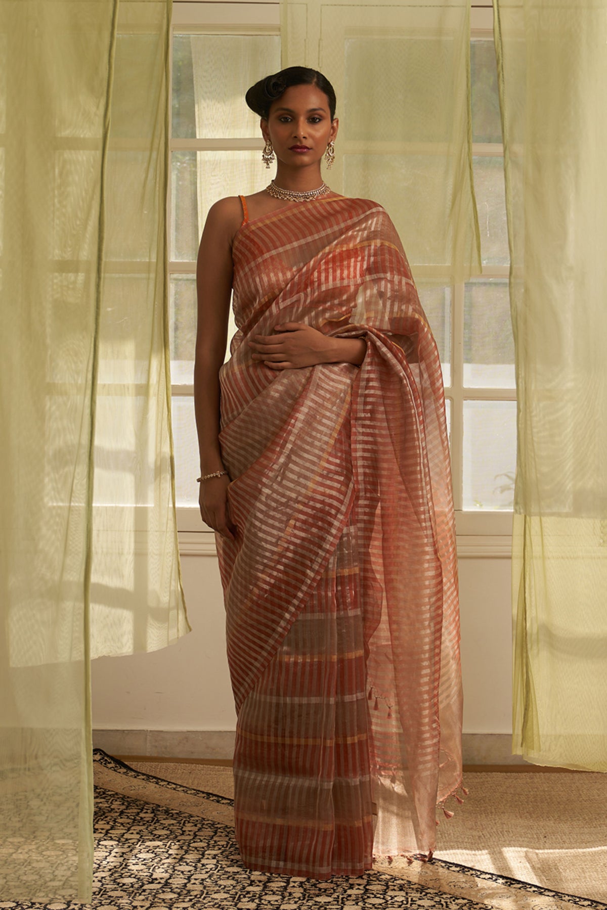 Dhaari Rust Saree