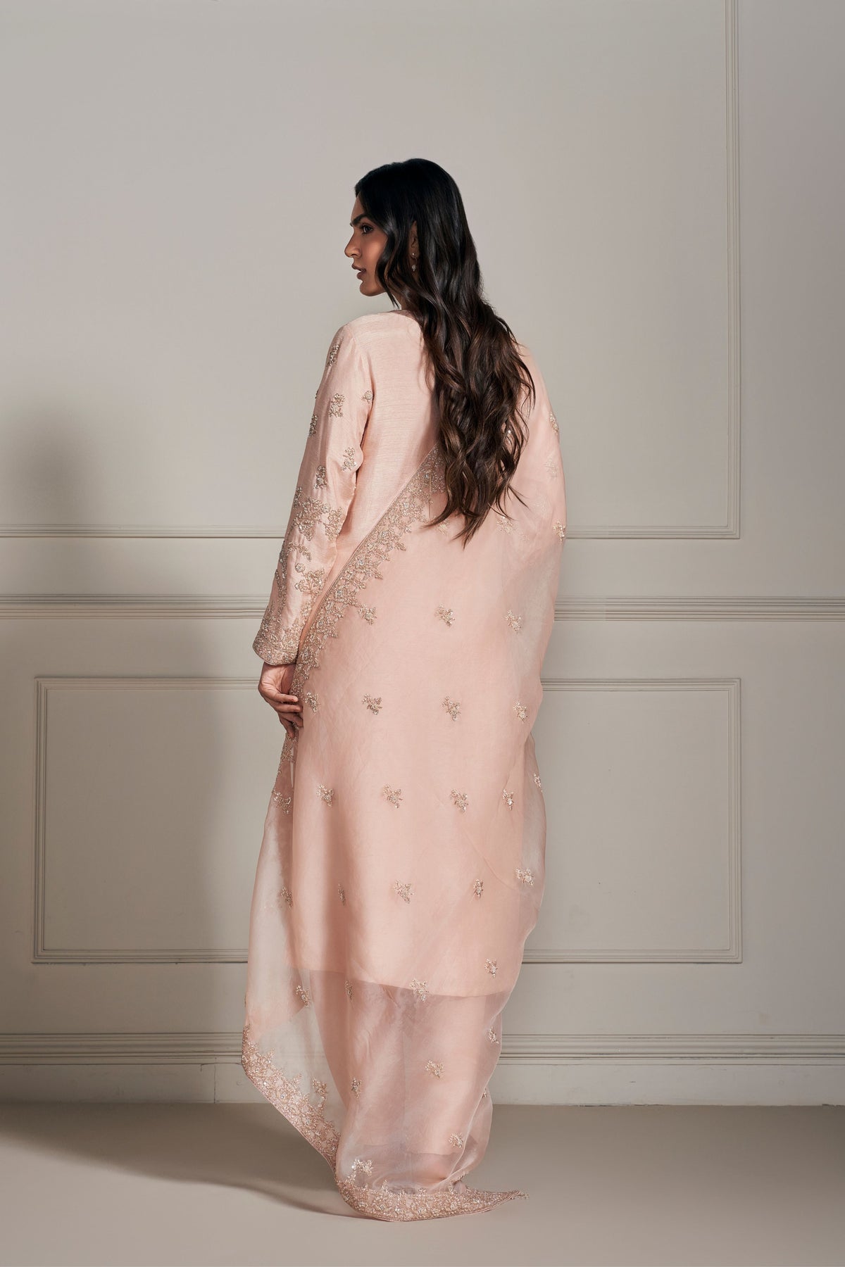 Graceful Embellished Kurta Set