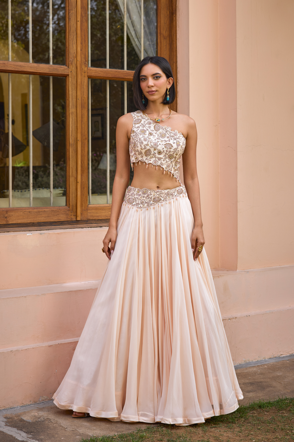 Asmee Lehenga