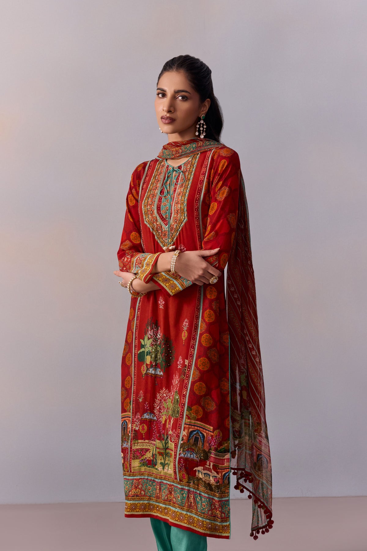 Red Siah Kurta Set