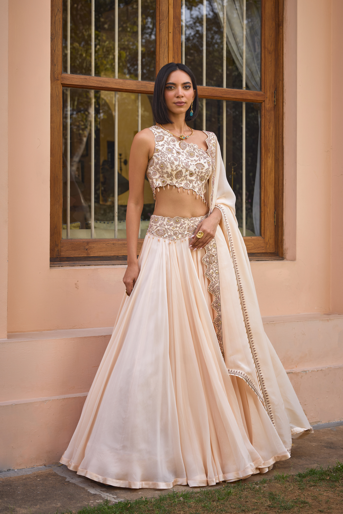 Asmee Lehenga