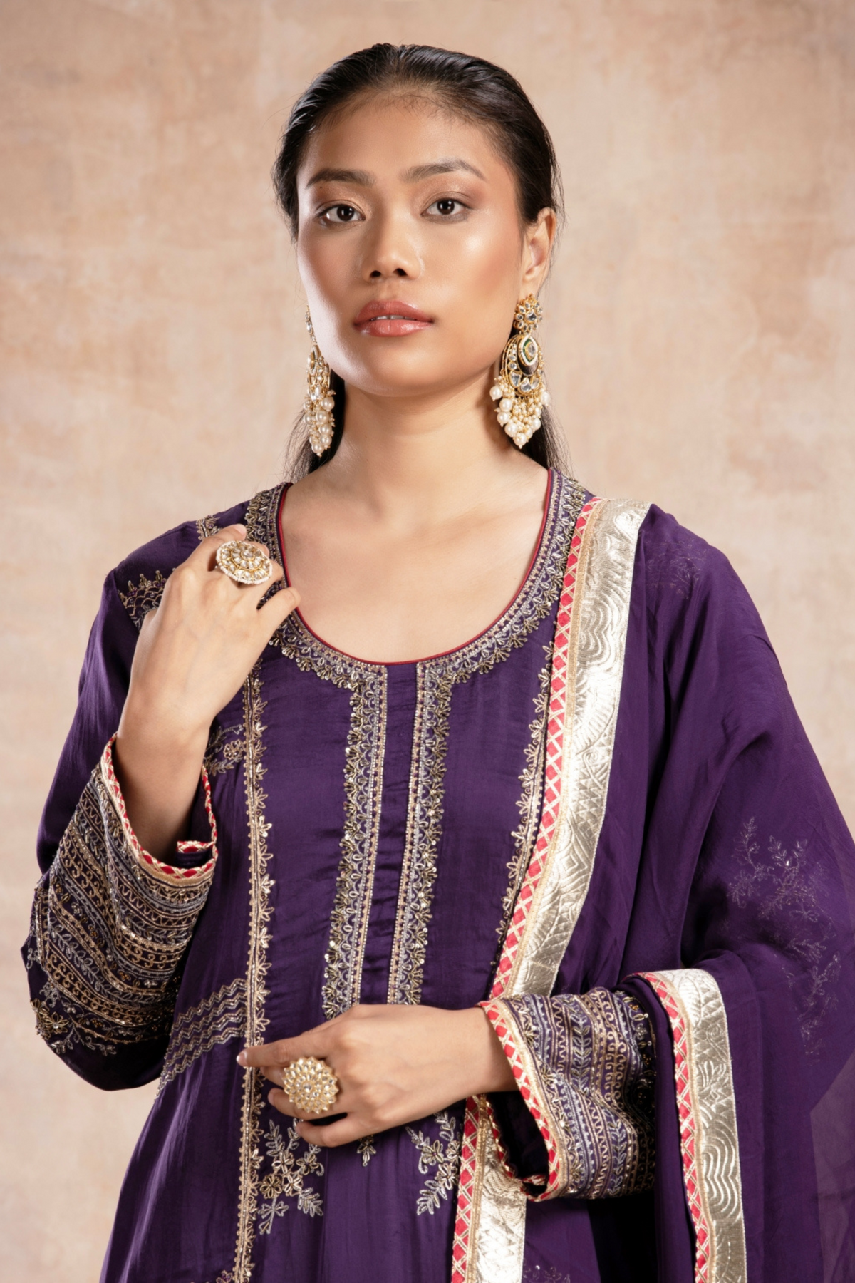 Fiza Aari Kurta Set Jamuni