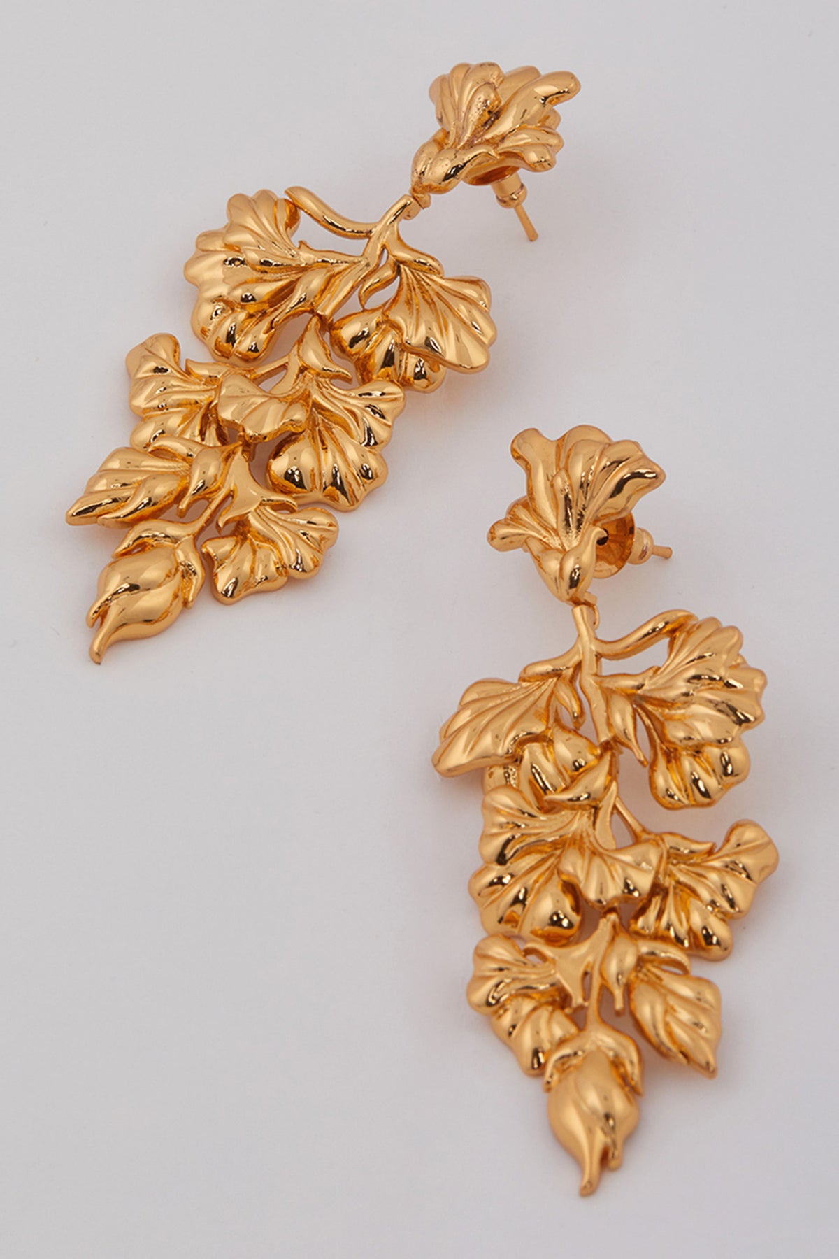 Yellow gold flos earrings