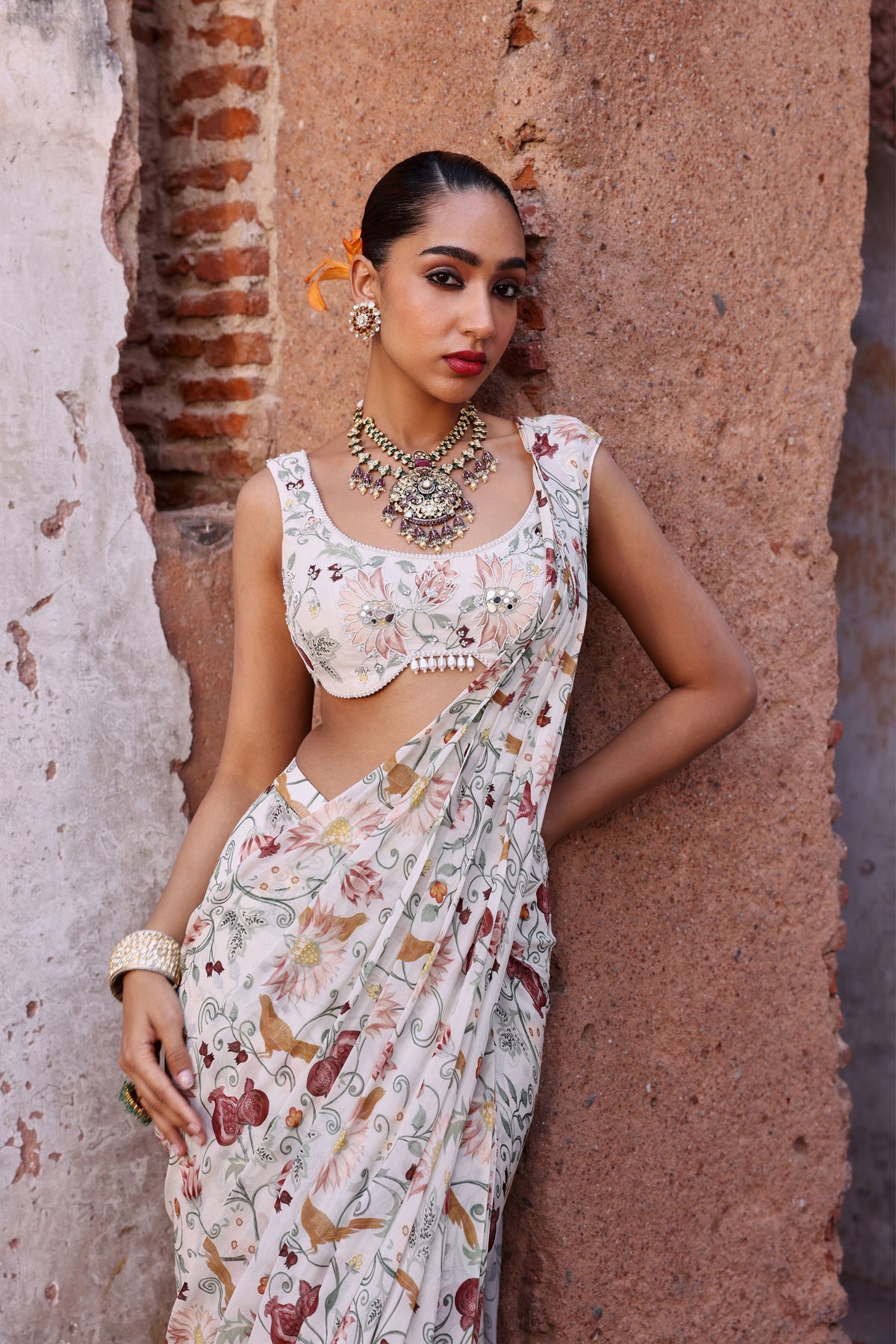 Tanishka Ivory Printed Pre-Stitched Saree