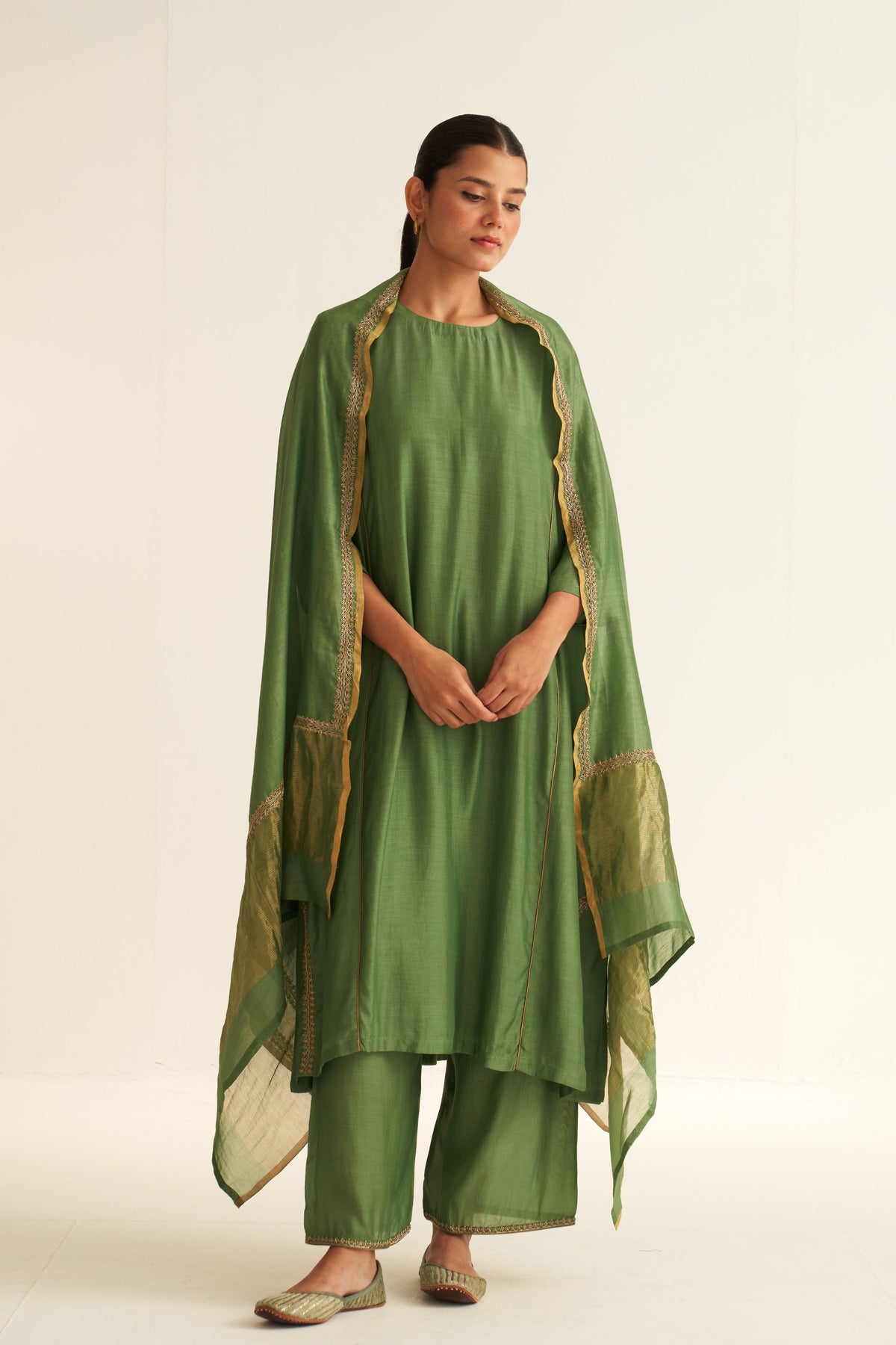 Mridini Sage Green Kurta Set