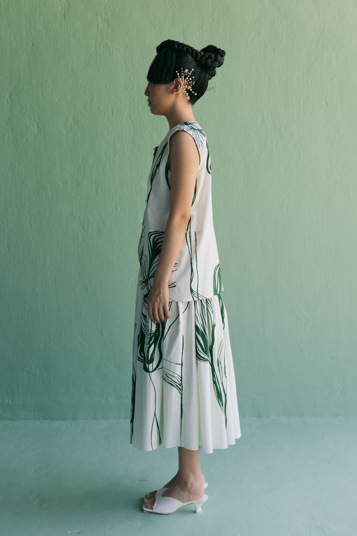 Green Lines Waistcoat With Skirt