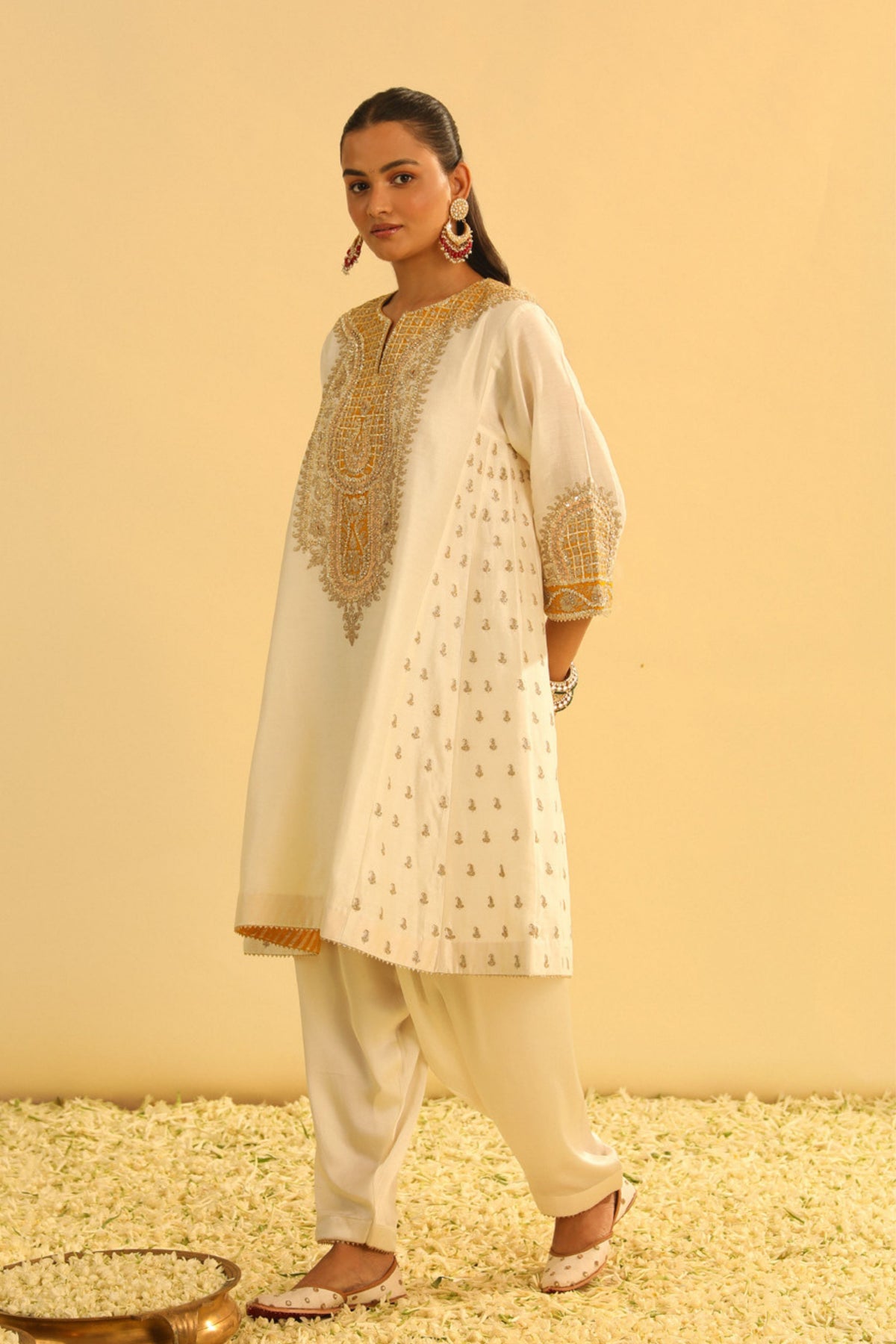 Arisana Daisy Ivory Short Kalidaar With Salwar