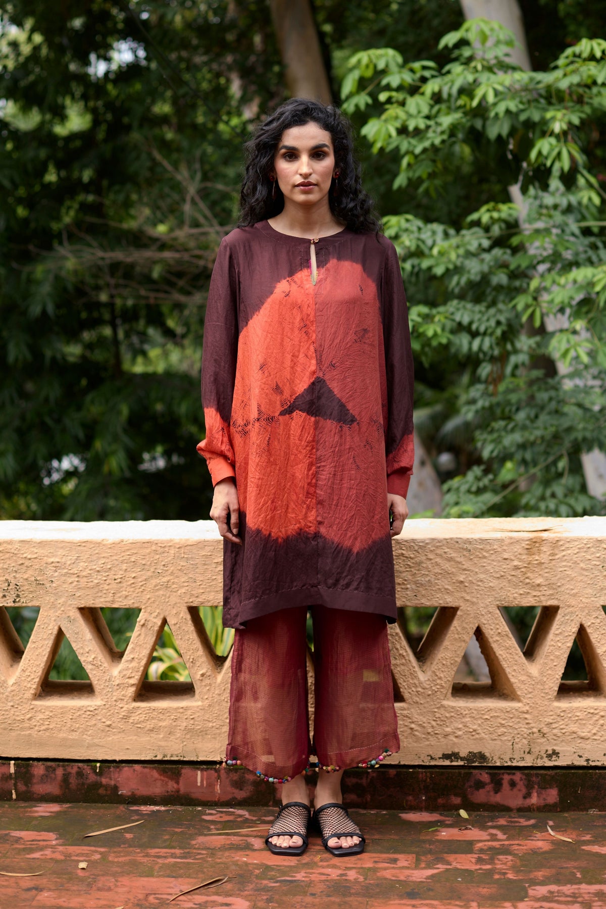 Tie-dye &amp; Hand-work Tunic Set in Brown