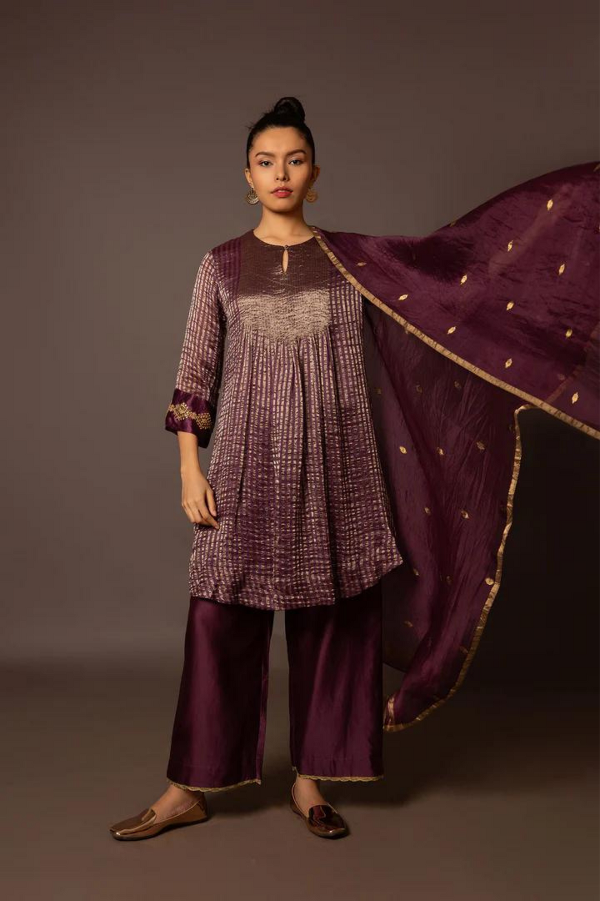 Zari Stripe Kurta Set