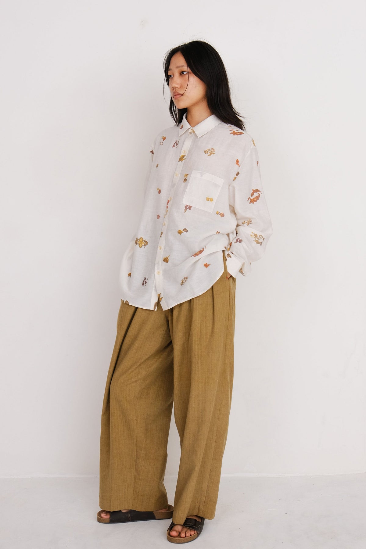 Flaxen Yellow Cotton Pleated Trousers