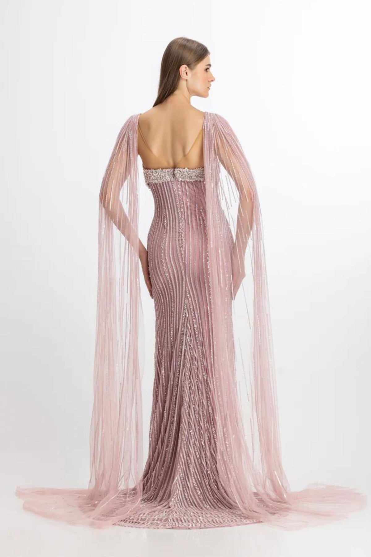 Fresh pink wing sleeves gown