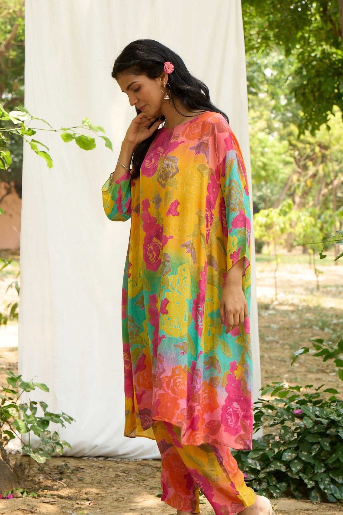 Mulitcolor Tunic Set With Floral Prints