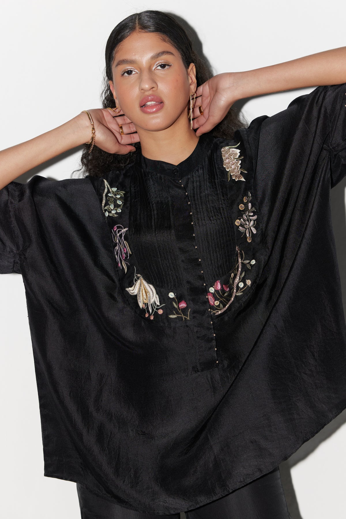 Garland Black Kaftan