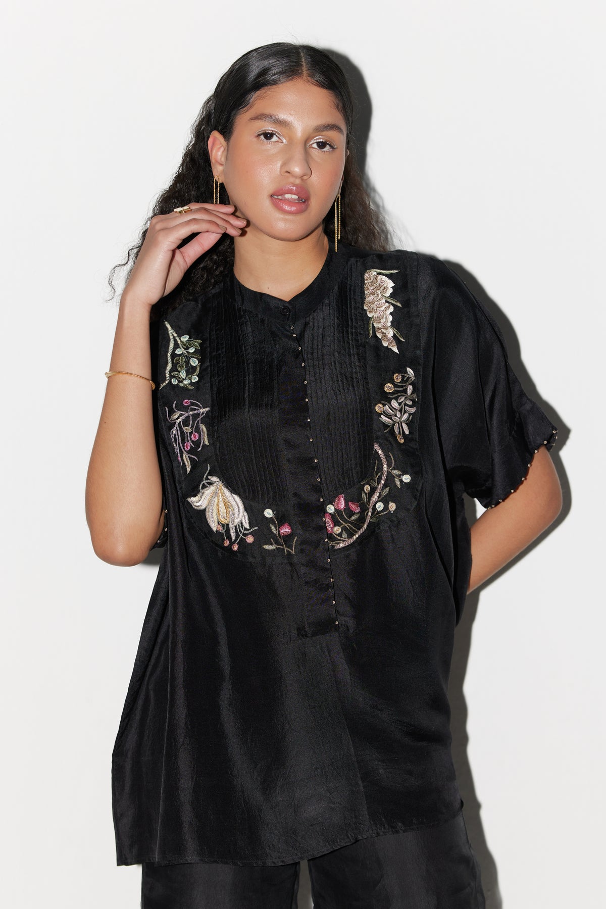 Garland Black Kaftan