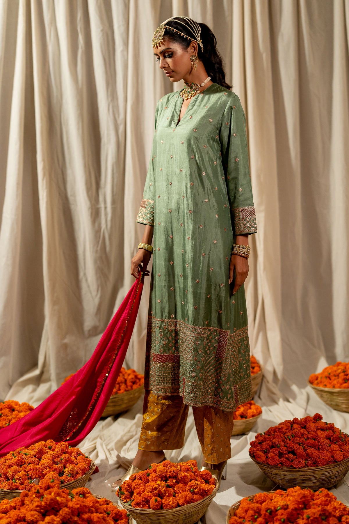 Madhu Kurta With Izhaar