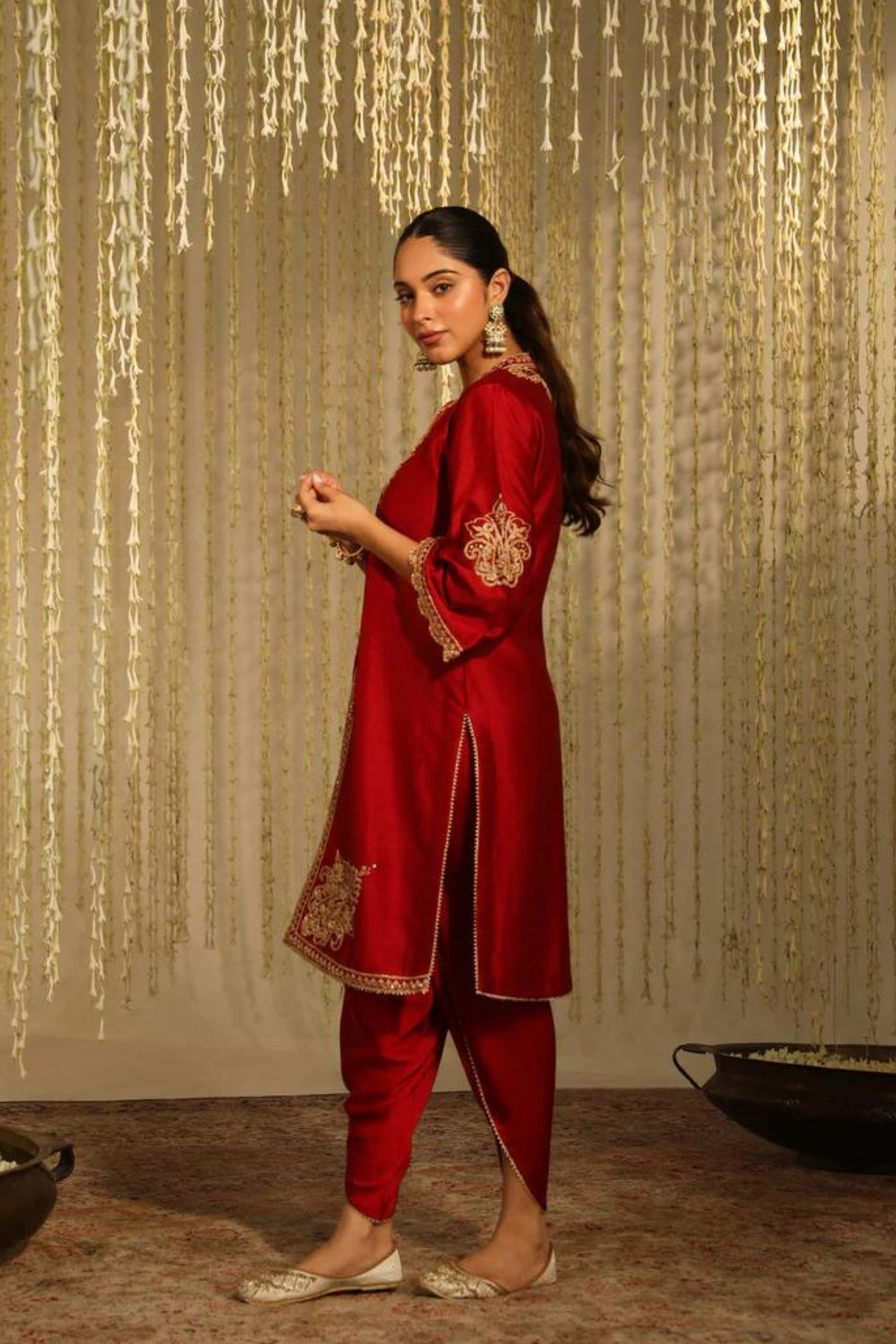 Gulbano Red Kurta Set