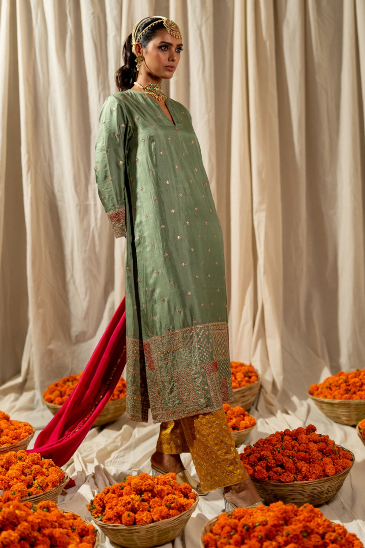 Madhu Kurta With Izhaar