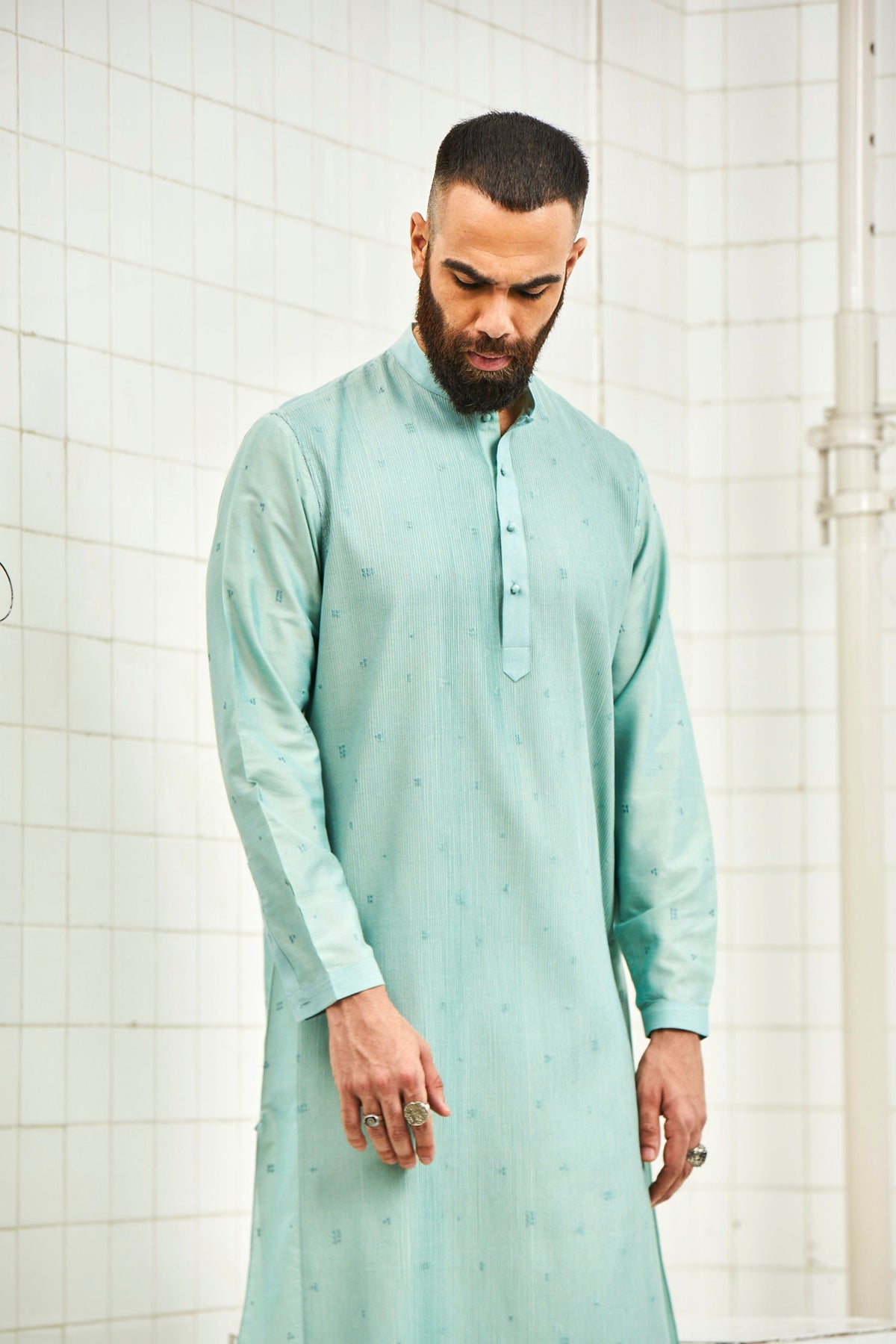 Bhomya Pintuck Kurta Set